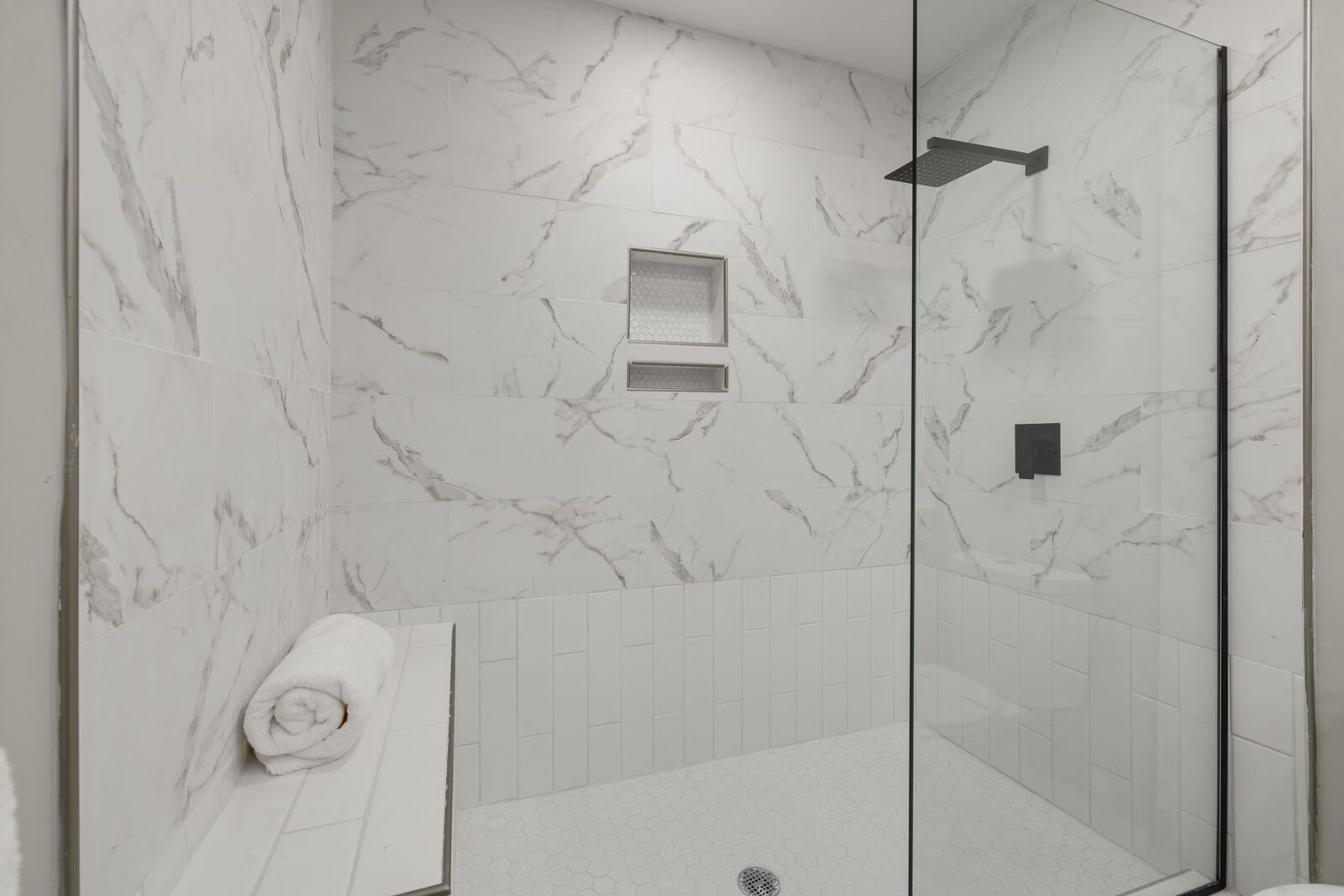 Bathrooms inspiration photo 19