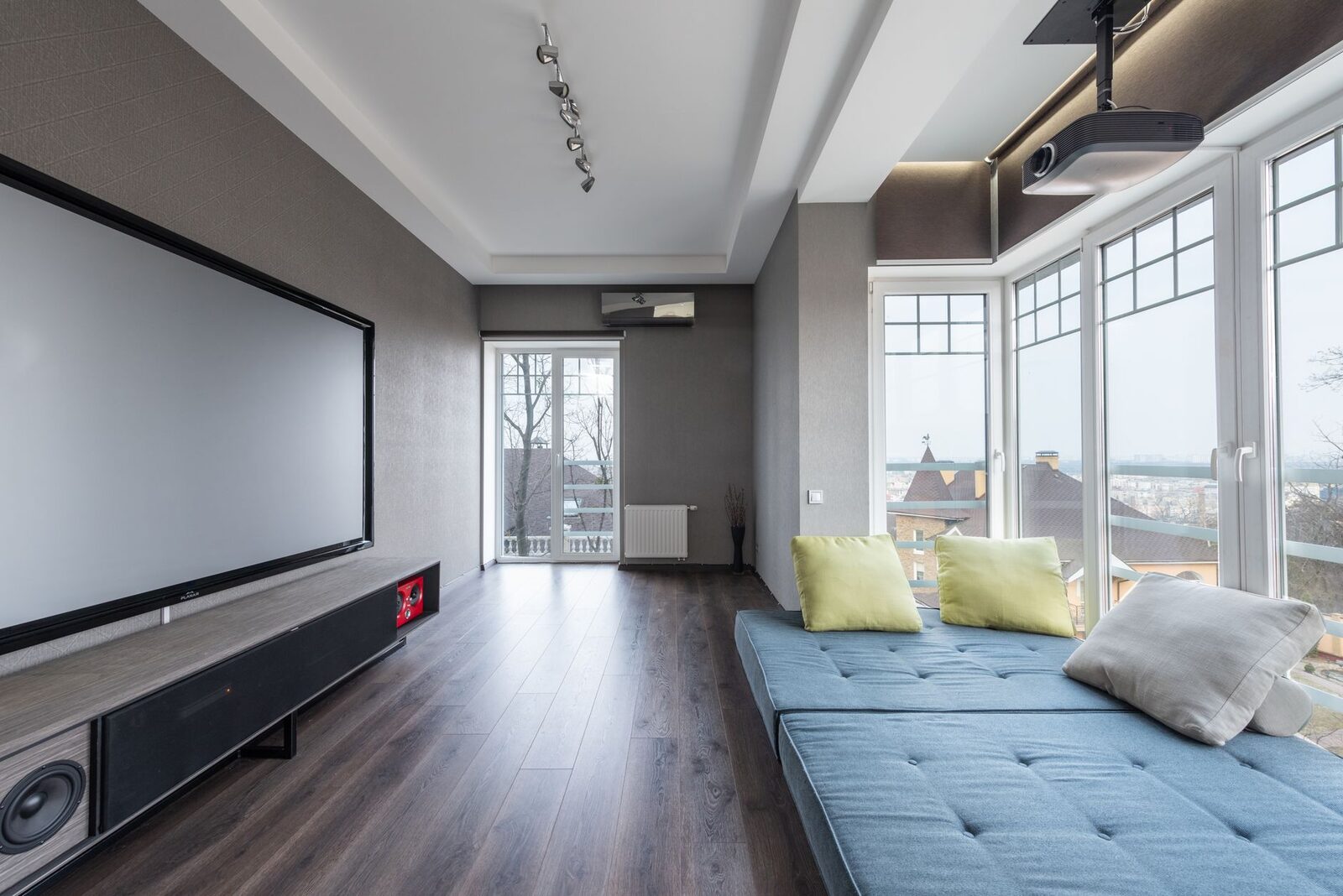 Basements inspiration photo 33
